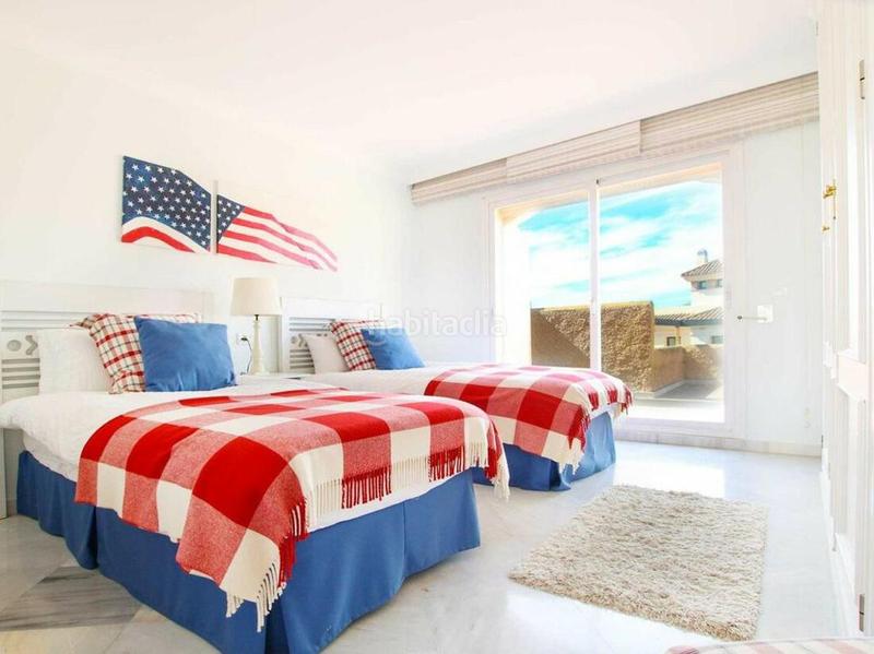 Foto f84a2958-45ba-42b0-9a14-a742222a4bb9. Casa adosada en urbanizacion n andalucia j 141 adosado excepcional en Marbella