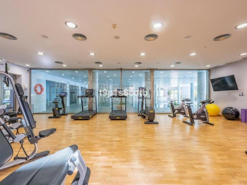 Foto 14de20bc-80ff-4d18-bb35-3951425d4286. Piano terra in urbanizacion altos reales 10 in Sierra Blanca Marbella