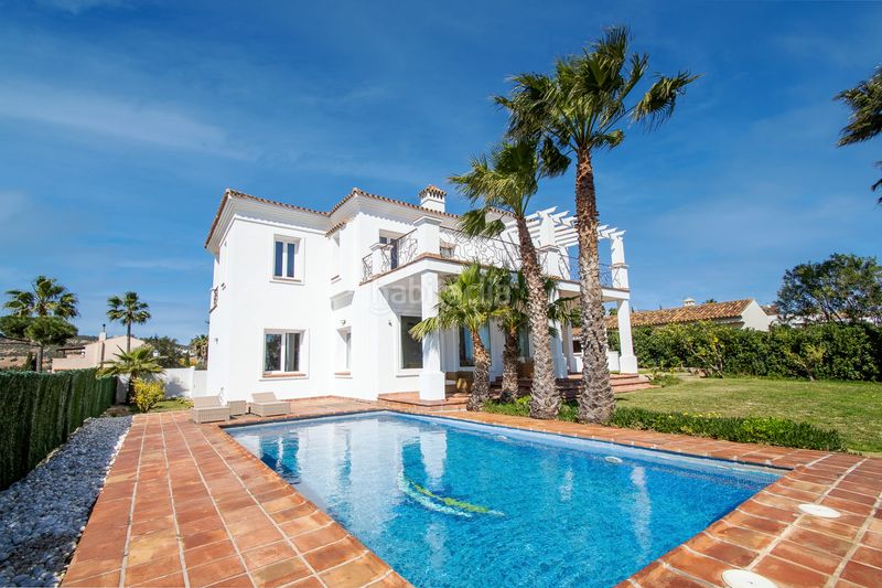 Foto c6455803-dea8-4dd1-854f-71a513f780d1. Affitto casa in tubalitas 161 in Torreguadiaro-San Diego Sotogrande