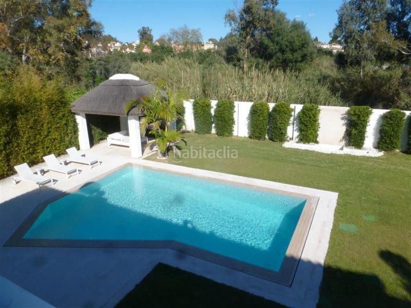 Foto c6b31d53-9034-4366-a1eb-a2ff0e938b8e. Affitto casa con parcheggio piscina in Guadalmina Baja Marbella