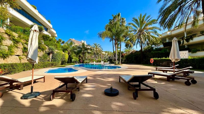 Foto d01c43df-2eaa-4e9f-9033-185fef0eeb39. Planta baja en n/a en lomas de Marbella club Marbella