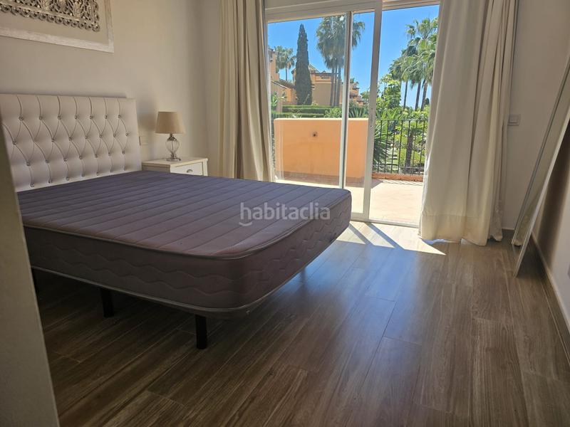 Foto 56f740fb-45b4-476a-8918-a31db93a2773. Casa pareada en atalaya hill-club 1 en La Alquería Benahavís