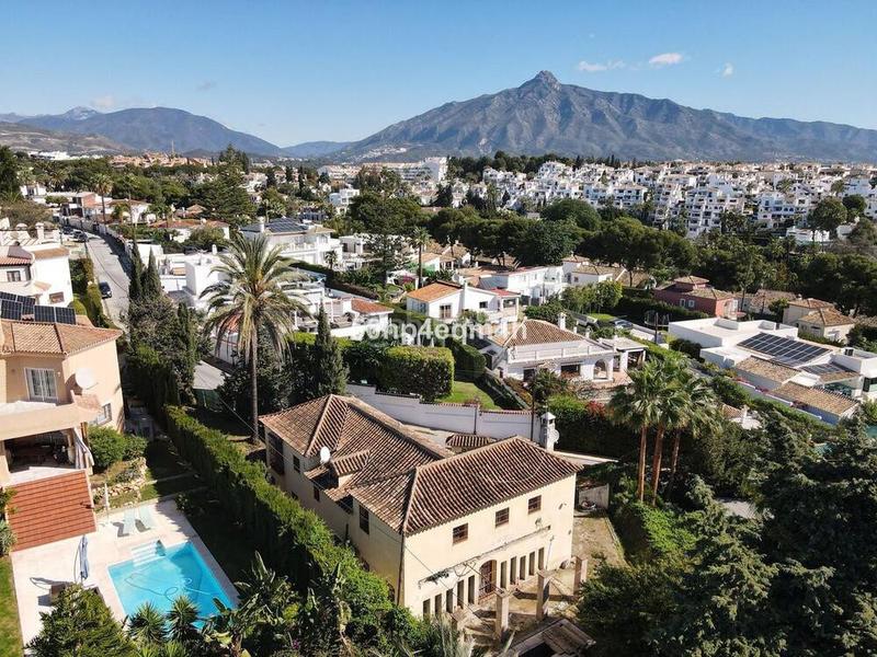 Foto 01f3ff57-3715-400d-bf7a-e3d109df866c. Casa en n/a en Las Brisas Marbella