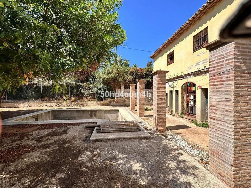 Foto 04060b1b-b28d-4126-951a-c5e2cf38383b. Casa en n/a en Las Brisas Marbella
