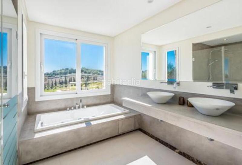 Foto ab60b1f5-029c-42e5-8b28-23bf40fefb82. Alquiler apartamento en n/a en Paraiso - Barronal Estepona