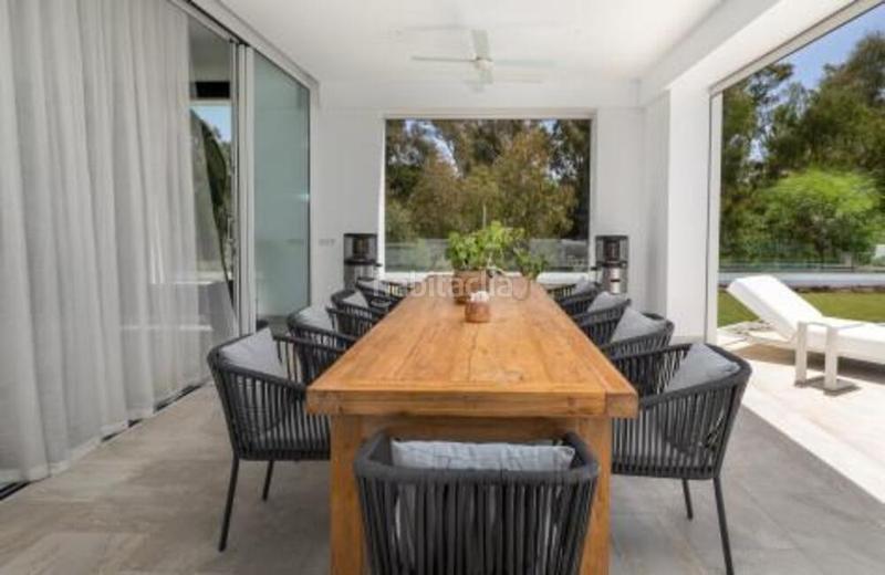 Foto 6f50febd-0096-4259-bbe9-67a1b10a0fb7. Casa a calle 5 5 a Guadalmina Baja Marbella