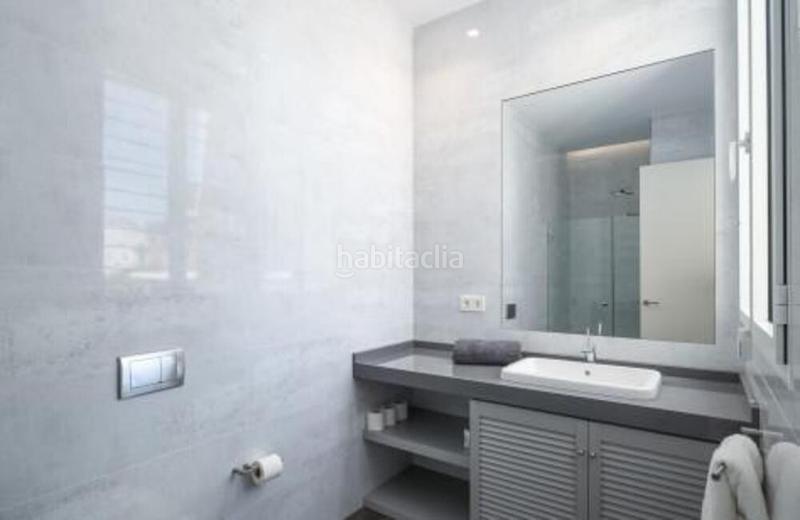 Foto d12fd0a3-ae3d-40f7-9e37-3707e2a300b1. Casa a calle 5 5 a Guadalmina Baja Marbella