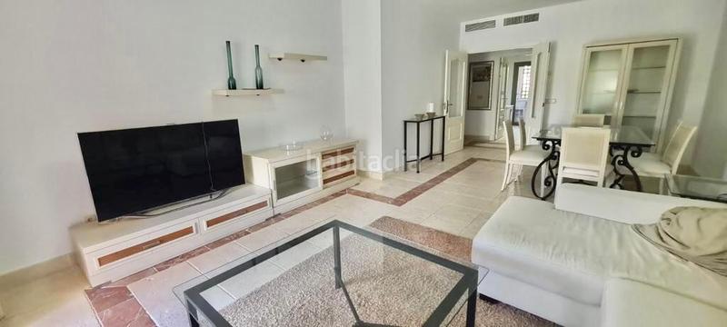 Foto c3cef87f-30f1-487d-a373-38efe73ca0e8. Miete appartement mit parking pool in Benatalaya Estepona