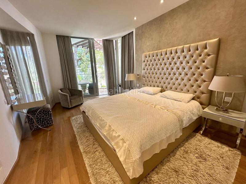 Foto 5346549e-5b2e-44a4-a976-938e53c58dd3. Miete reihenhaus in verdi-ur Sierra Blanca 38 in Sierra Blanca Marbella