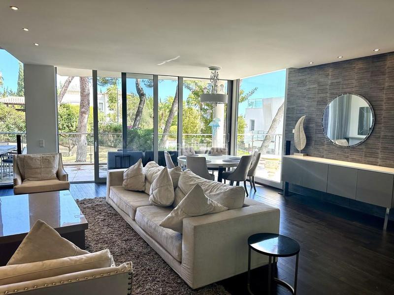 Foto 7031d05d-30ee-457c-ba5e-f6adfac8639f. Miete reihenhaus in verdi-ur Sierra Blanca 38 in Sierra Blanca Marbella