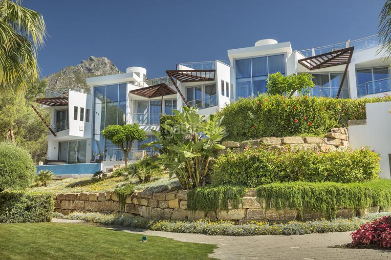 Foto a589a86d-543e-4174-8c3d-9b9aaa3c2ef3. Rent semi detached house in verdi-ur Sierra Blanca 38 in Marbella