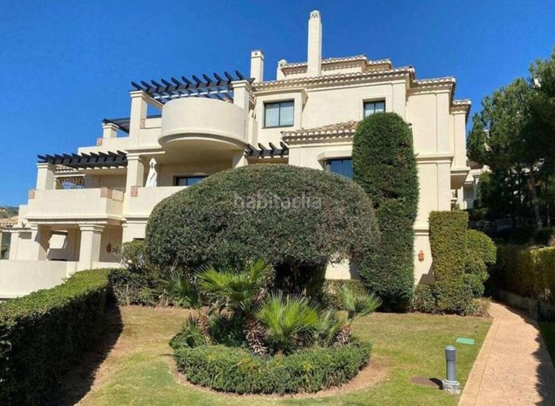 Foto 64ba7fb3-2fa4-49b4-b3a8-cf21789cc507. Affitto attico con piscina in los arqueros - puerto del almendro Benahavís