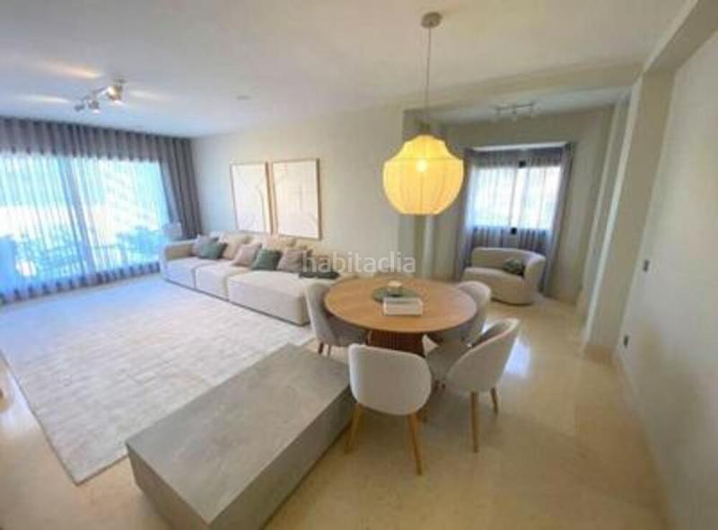 Foto b2ff8f71-e533-4c2a-b584-6627e4b806ce. Location attique avec piscine dans los arqueros - puerto del almendro Benahavís