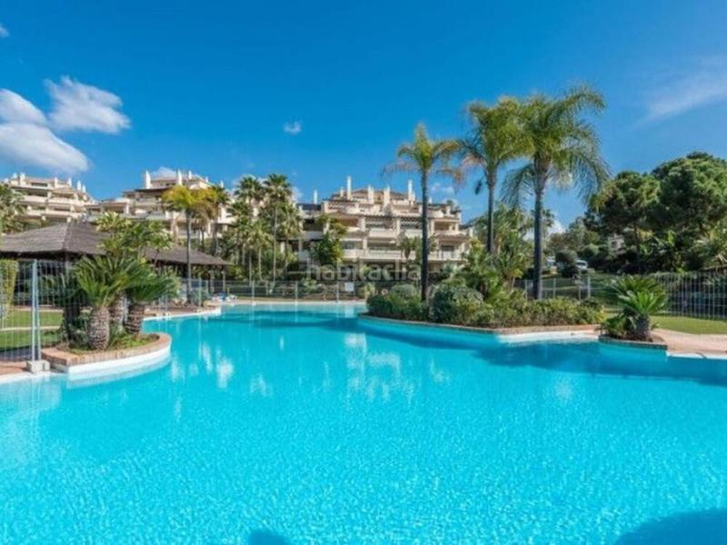 Foto ffc97c95-5f64-42c5-a393-330457e89cf6. Location attique avec piscine dans los arqueros - puerto del almendro Benahavís