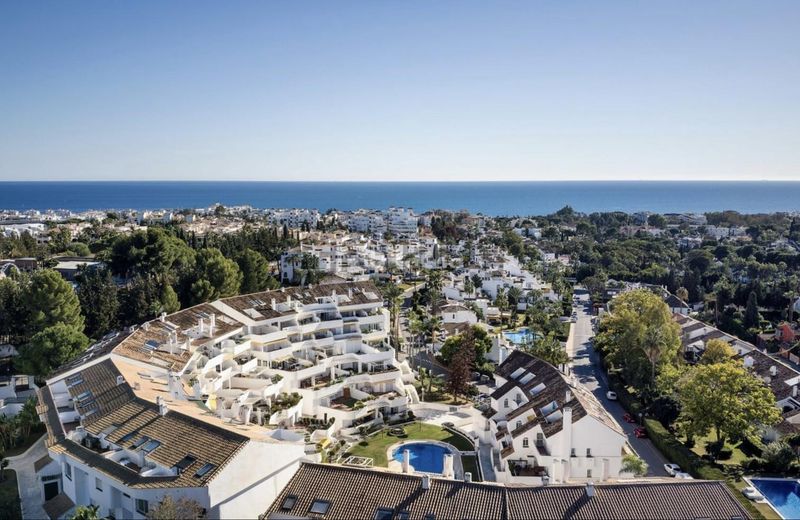 Foto d7445ee5-af41-4c2d-b163-d191a8c96ad5. Apartamento en n/a en Nueva Andalucía centro Marbella