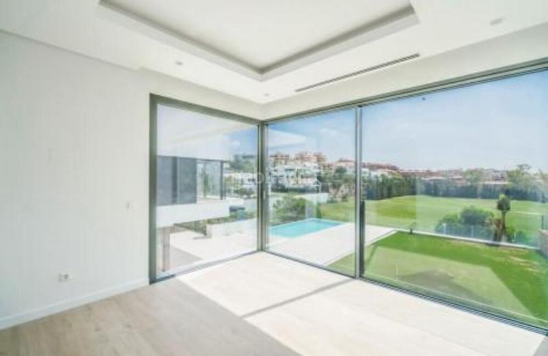 Foto 42eeb302-fbc7-4bda-8812-8bb1d9c494af. Miete haus in n/a in La Alquería Benahavís