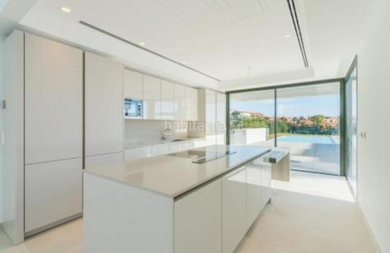 Foto ad6ff333-e84e-48e9-acc1-bc68f572eb60. Location maison dans n/a dans La Alquería Benahavís