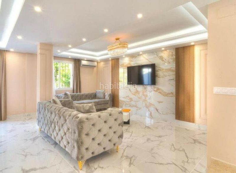 Foto 475c17c8-7eb9-4368-beba-3e0111876af1. Lloguer casa adossada amb aparcament piscina a Nueva Andalucía centro Marbella