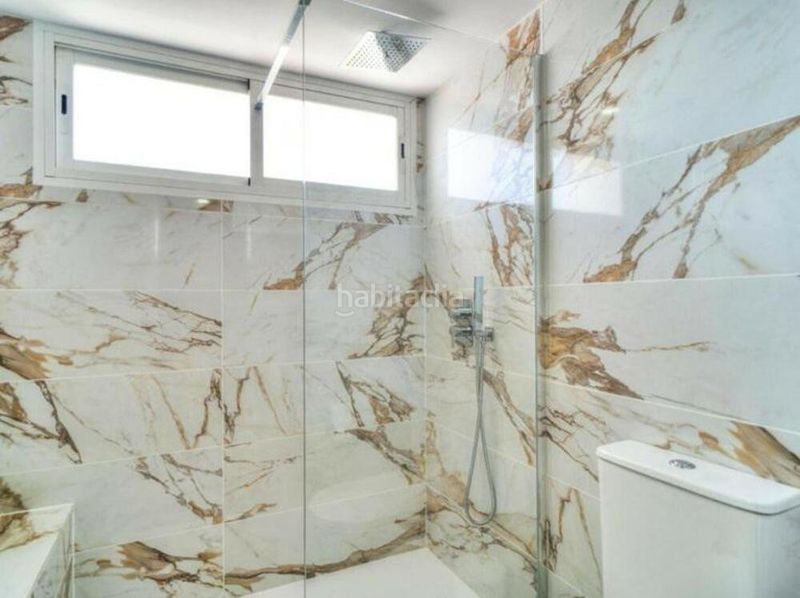 Foto a9f3027d-a9a0-495b-8835-0abf9bb9b360. Lloguer casa adossada amb aparcament piscina a Nueva Andalucía centro Marbella