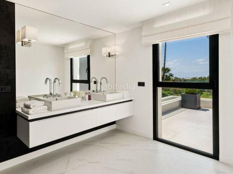 Foto 2cb0f94a-e06c-4f27-ba5f-b0244ae08458. Location maison avec chauffage parking piscine dans Marbella