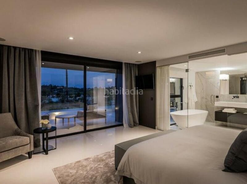 Foto 8ba2ac3c-968b-4325-a73f-e432d2908a00. Location maison avec chauffage parking piscine dans Marbella