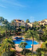 Lloguer Àtic a Nueva Atalaya. Atico duplex en alquiler en el campanario, estepona