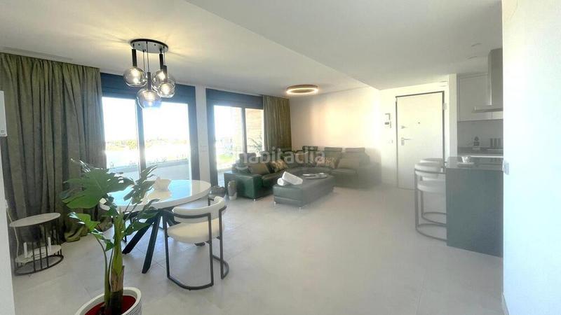 Foto 6da151f8-e59c-4a9f-8721-46108e1dccc7. Miete appartement mit parking pool in Benatalaya Estepona