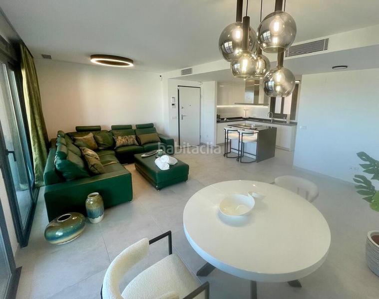 Foto 7fe3c286-d6b6-433e-b2aa-e1179260f5a6. Miete appartement mit parking pool in Benatalaya Estepona