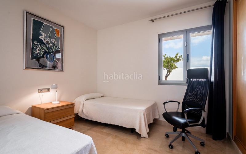 Foto 4330460f-5ca1-4692-8ef3-5c6f2cdf2347. Casa aparellada amb aparcament piscina a Benahavís pueblo Benahavís