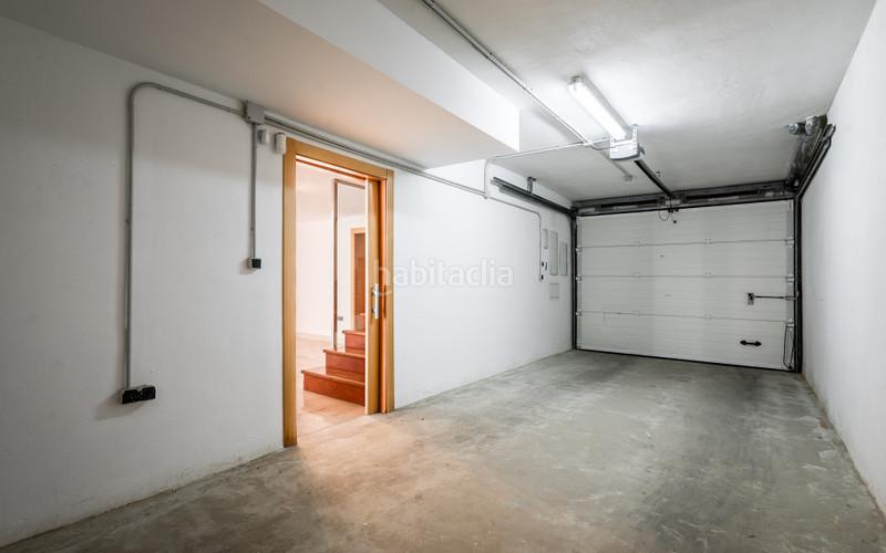 Foto 744f660f-770a-4cf1-841d-9617cd875db2. Maison jumelée avec parking piscine dans Benahavís pueblo Benahavís