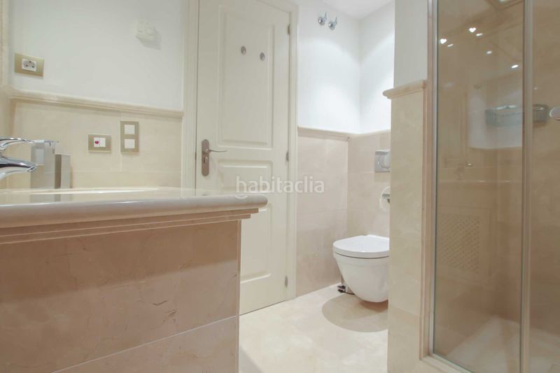 Foto e1ac31f1-d789-4afb-b42f-494f46086d50. Maison jumelée dans n/a dans Benahavís pueblo Benahavís