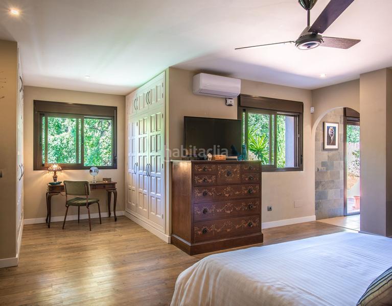 Foto bfe77f47-3109-48f9-b095-8cb055058aaa. Casa amb aparcament piscina a altos de Estepona Estepona