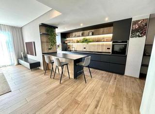 Lloguer Àtic a N/a. Atico duplex en alquiler en marbella