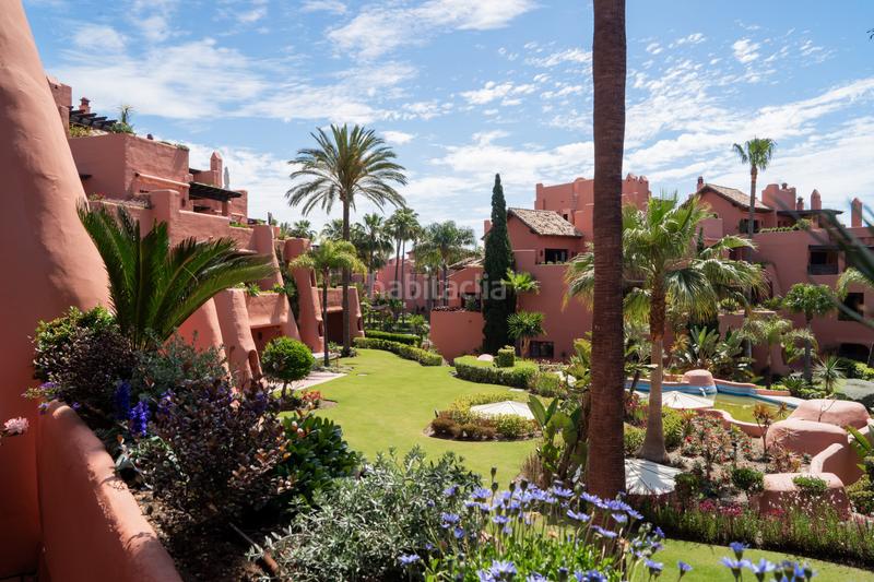 Foto 077f0e9d-9e89-4f1a-b318-b2b59c4570b9. Apartamento exquisito apartamento frente a la playa en torre bermeja, nueva milla de oro, en Estepona