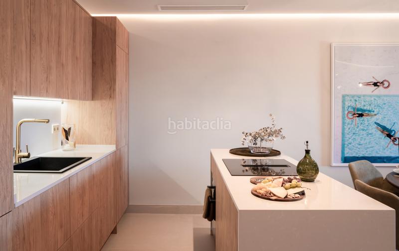 Foto 385c635a-8495-4232-bea3-fc54e2a8b938. Apartamento exquisito apartamento frente a la playa en torre bermeja, nueva milla de oro, en Estepona