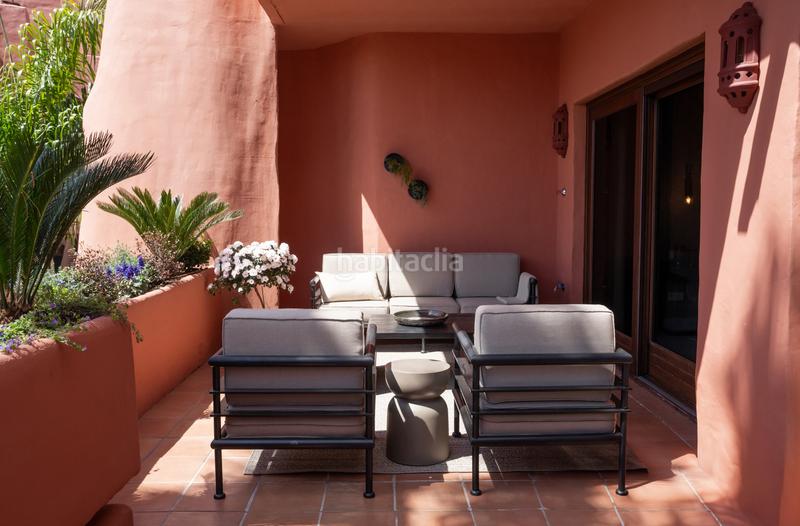 Foto c05de07a-4777-42b0-8276-dadc914cc686. Apartamento exquisito apartamento frente a la playa en torre bermeja, nueva milla de oro, en Estepona
