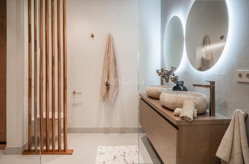 Foto c7cf3e1d-1482-47e9-b204-65d4cfc2c8df. Apartamento exquisito apartamento frente a la playa en torre bermeja, nueva milla de oro, en Estepona
