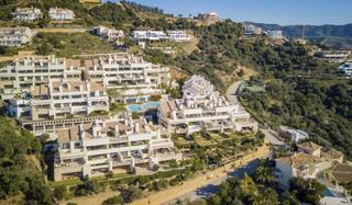 Location Appartement à N/a. Lujoso apartamento frente al mar con vistas panorámicas y amplia