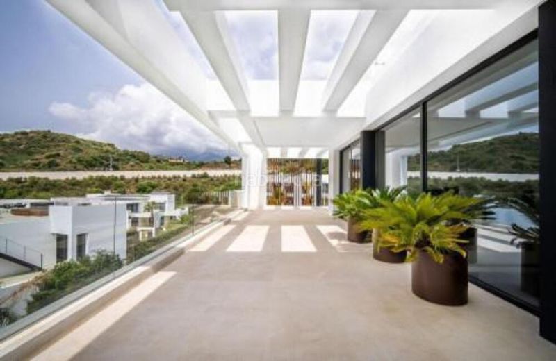 Foto f6039d29-732d-4fd2-9a3d-508bc680da5c. Lloguer casa amb aparcament piscina a Nueva Andalucía centro Marbella