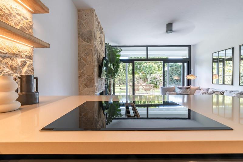 Foto 02ab9567-57ec-40e8-888a-6df57019f936. Casa a schiera con parcheggio piscina in Aloha Marbella