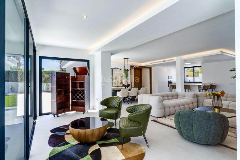 Foto 00ae49b3-c9cc-4683-bd3c-c16d8a430dfe. Haus mit parking pool in Elviria Marbella