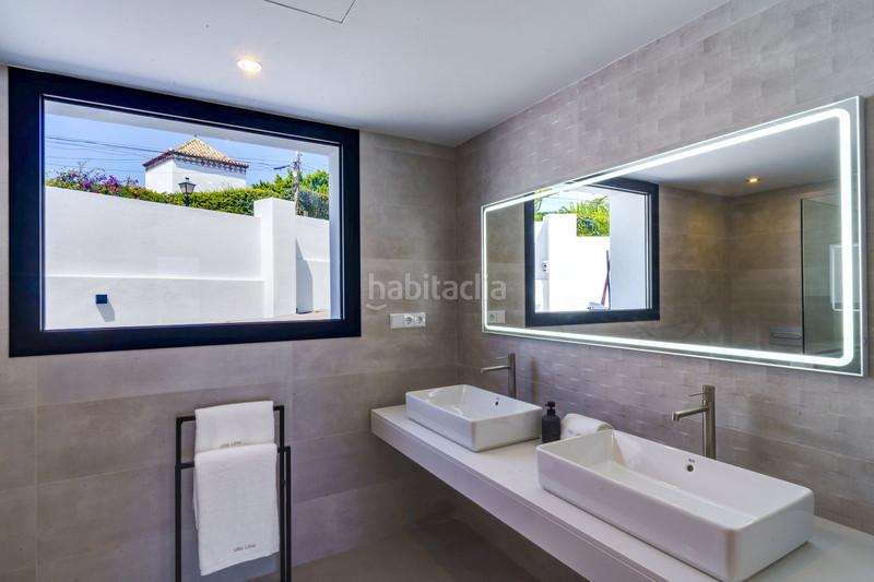 Foto 5f2c2c8d-930b-4e42-afa4-6610ccf97db7. Haus mit parking pool in Elviria Marbella