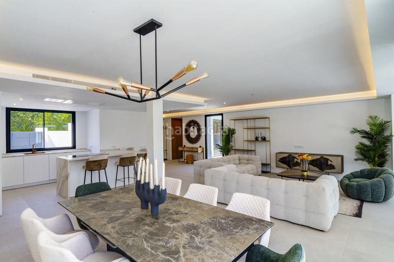 Foto ff39d40b-9e55-4109-a173-d2fa29f64ddb. Haus mit parking pool in Elviria Marbella