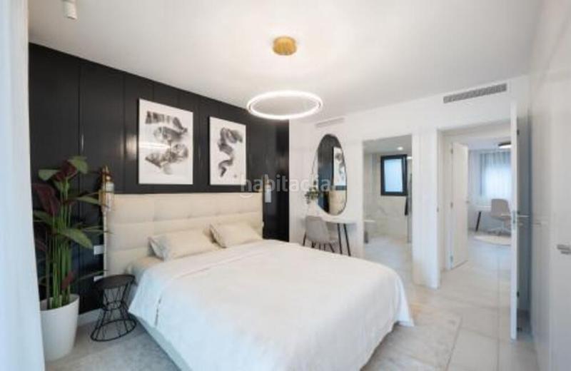 Foto 5d927bab-e7a6-4a39-b38f-e989d6f9db49. Location appartement avec parking piscine dans La Concha - Resina Golf Estepona