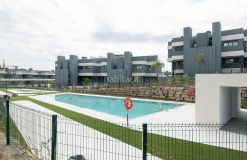 Foto a1675187-e1dd-41e8-9edb-eeb0ef52d17c. Location appartement avec parking piscine dans La Concha - Resina Golf Estepona