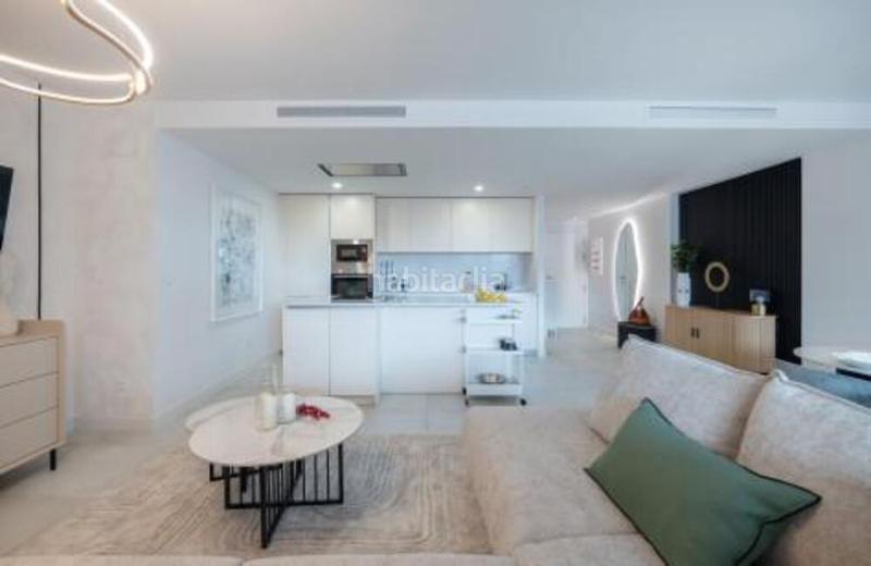 Foto e345e221-b850-47f0-8896-674dd10f6471. Location appartement avec parking piscine dans La Concha - Resina Golf Estepona