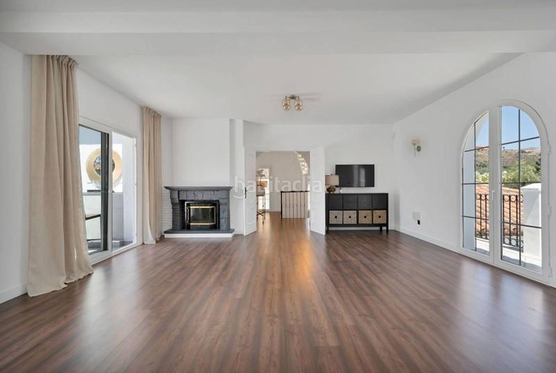 Foto 66ca6650-94b8-4eee-a8c1-2cf3b541e230. Miete haus mit parking pool in El Paraíso Benahavís