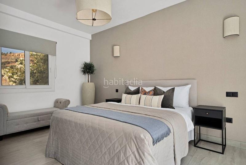 Foto 94a5b5eb-4abe-4748-9127-c15cb9164bb3. Location maison avec parking piscine dans El Paraíso Benahavís