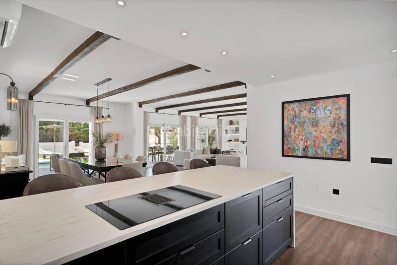 Foto d7b79887-eb12-48d5-a66b-34ec4e00d2f4. Location maison avec parking piscine dans El Paraíso Benahavís