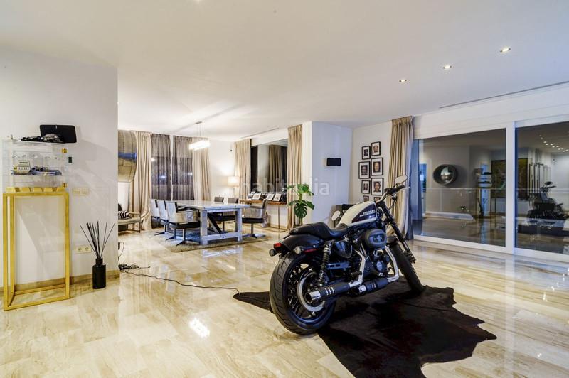 Foto 14a433f5-e2b7-41fc-89ad-6f348687a5f3. Casa con parcheggio piscina in El Rosario - Ricmar Marbella